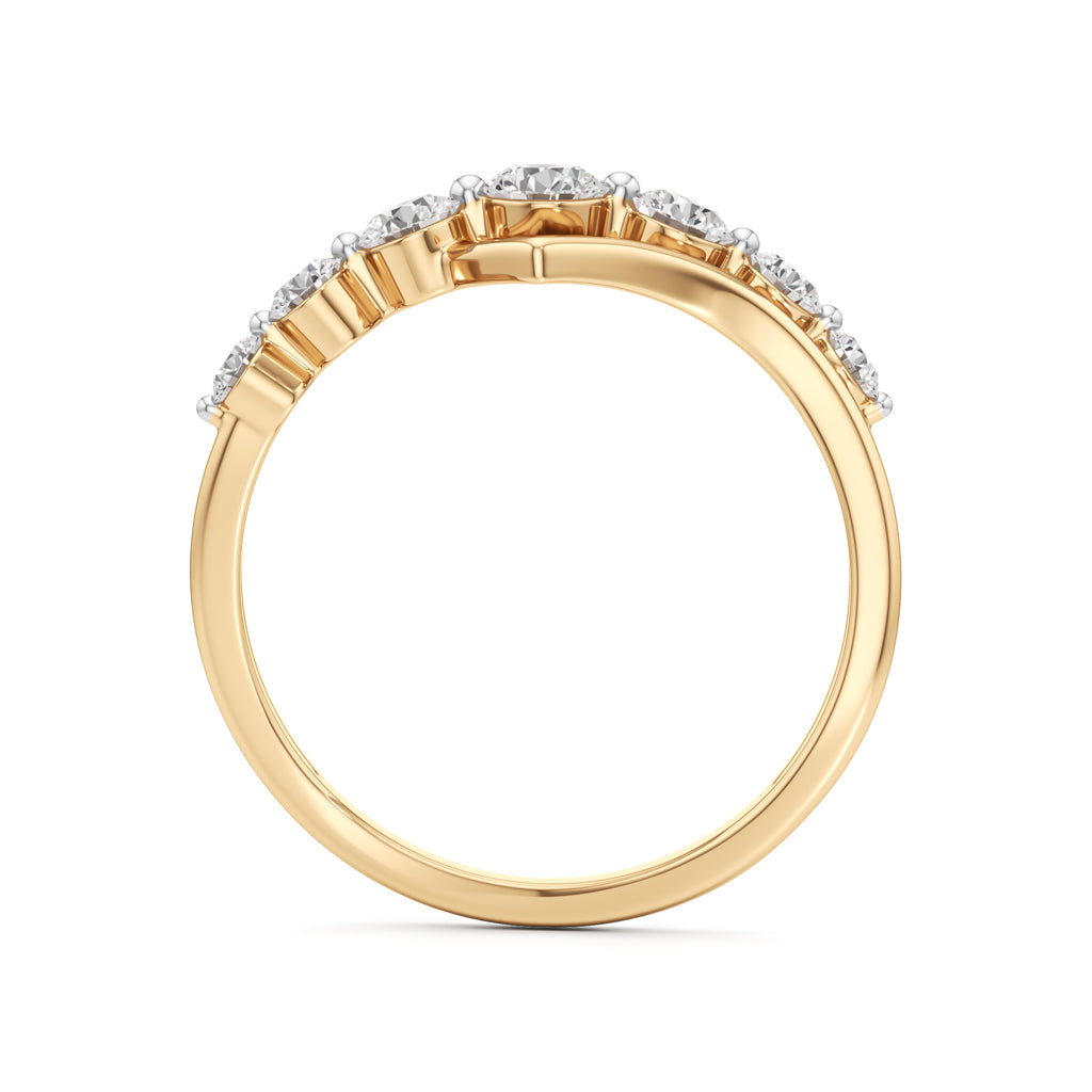 Graduated Diamond VBand Ring