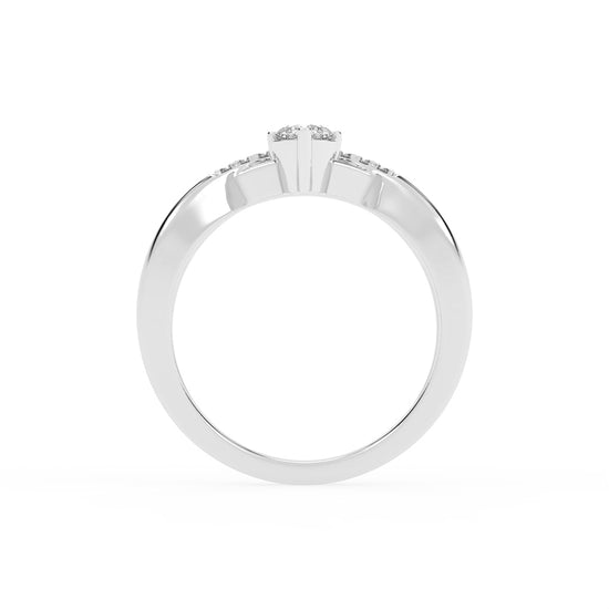 Novanta crisscross round cut classic lab diamond ring