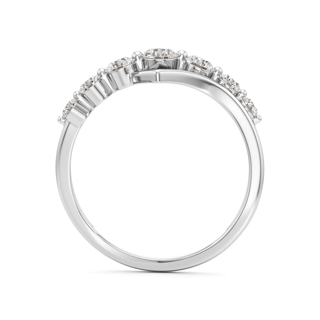 Graduated Diamond VBand Ring